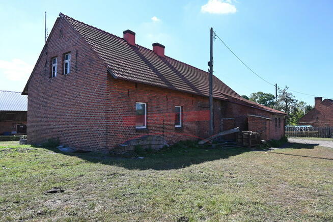 Zwóz, gmina Dobrodzień Dom, budynki i 1 ha działki
