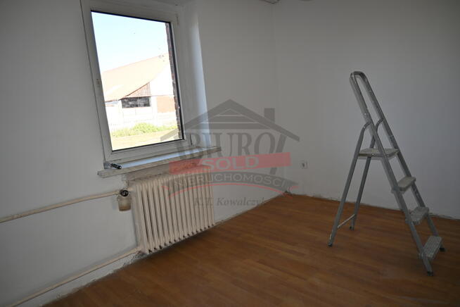 Zwóz, gmina Dobrodzień Dom, budynki i 1 ha działki