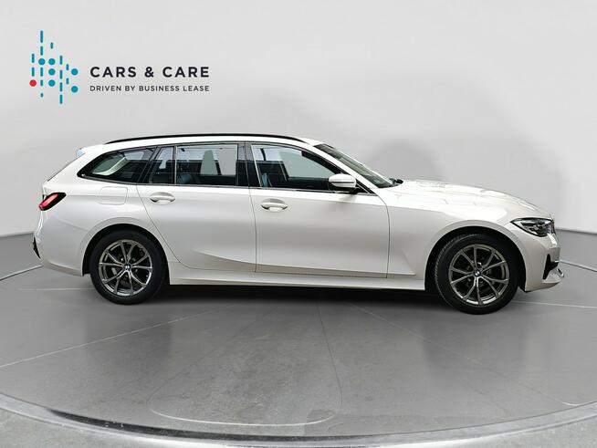 SERIES 3 318d Touring M6. WE5P326