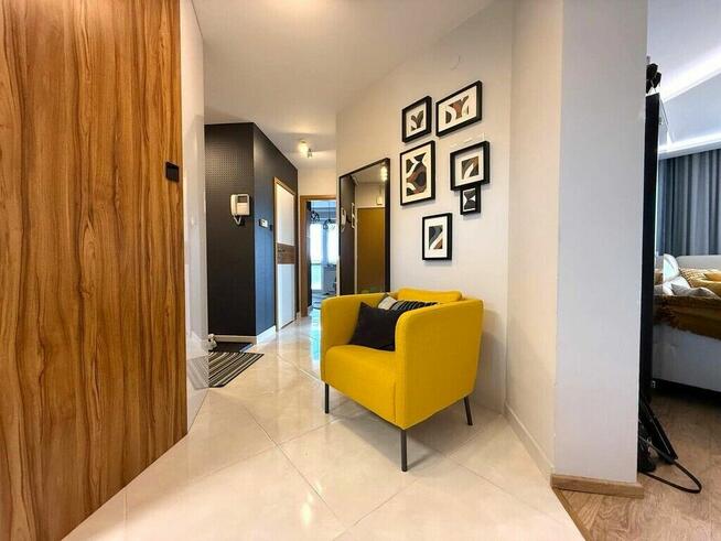 Duże mieszkanie z wyposażeniem, trzy balkony