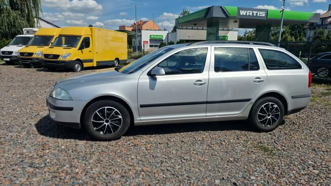 (Nr. 135 ) Octavia II 1.6 Benzyna, Klima, parktronik