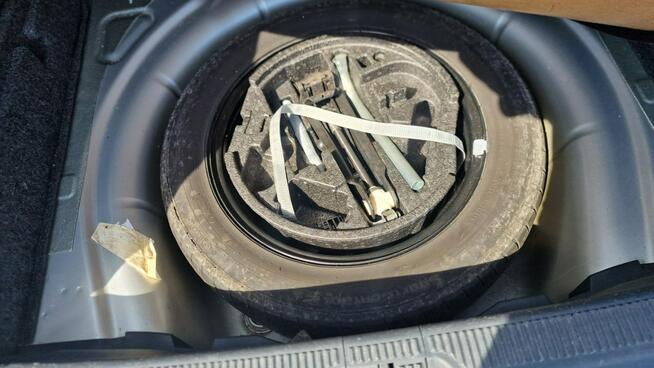 (Nr. 135 ) Octavia II 1.6 Benzyna, Klima, parktronik