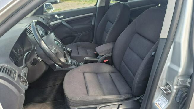 (Nr. 135 ) Octavia II 1.6 Benzyna, Klima, parktronik