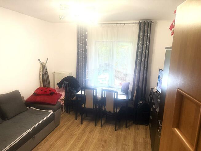 Dom Warszawa Wawer, Zbytki