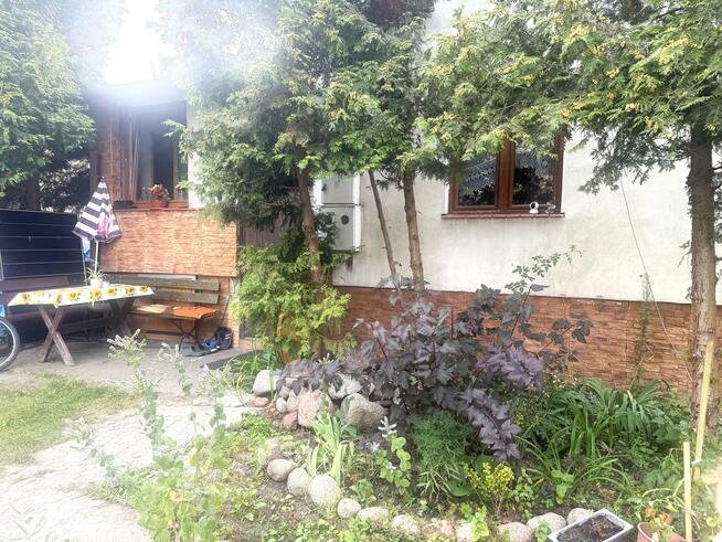 Dom Warszawa Wawer, Zbytki