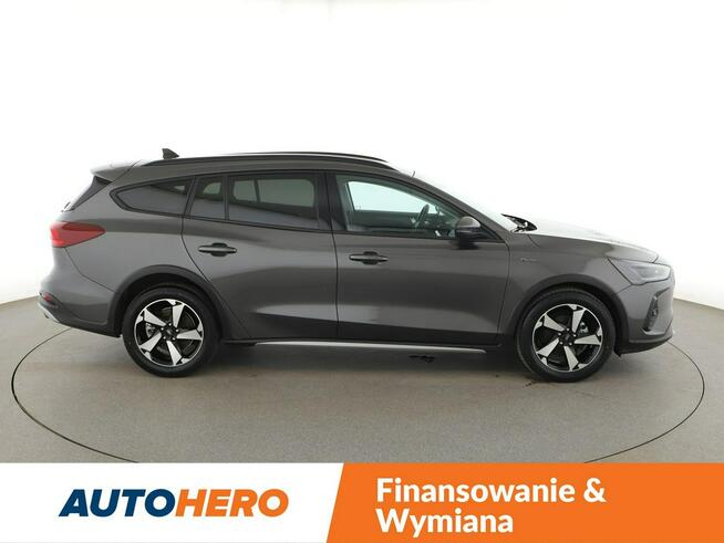 Ford Focus automat mHEV full LED virtual cocpit navi klima auto