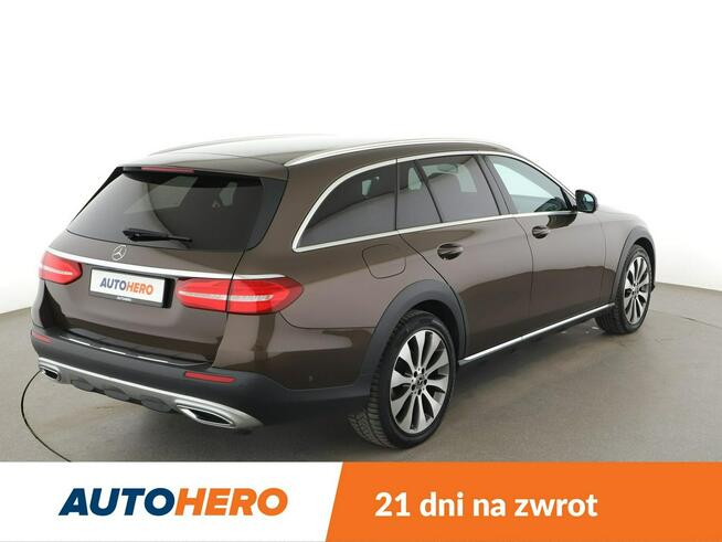 Mercedes E 220 FV23% 4X4 Automat Navi Klimatyzacja Podgrzewane fotele Bluetooth