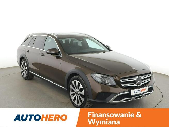 Mercedes E 220 FV23% 4X4 Automat Navi Klimatyzacja Podgrzewane fotele Bluetooth