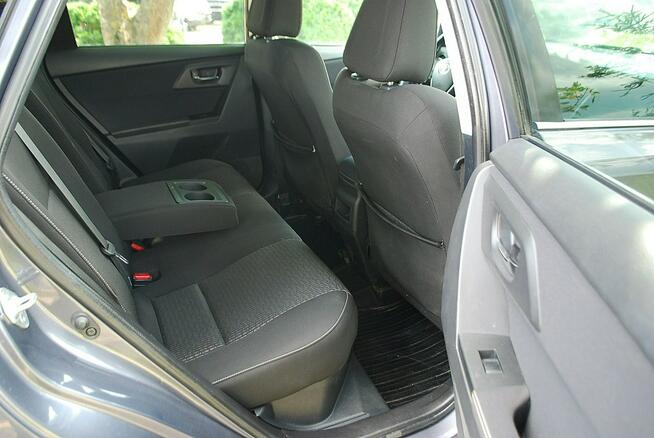 Toyota Auris 1,8 benzyna HYBRYDA.