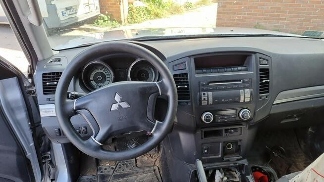 Mitsubishi Pajero 3.2 DI-D Invite 4WD Salon PL F-VAT23% 1wł. kwota 19000 netto