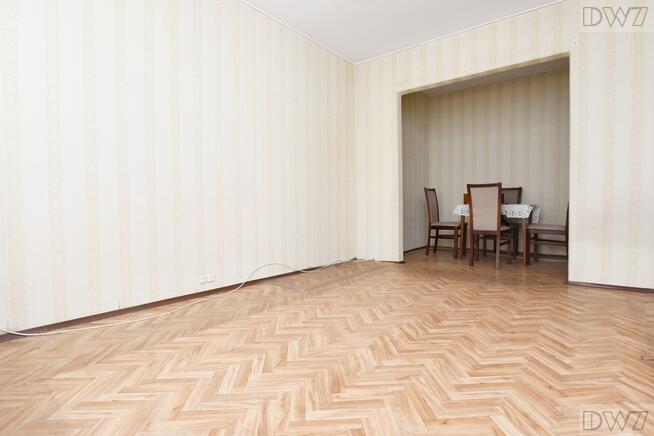 Oddzielna kuchnia,balkon,piwnica