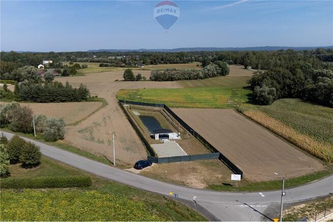 Rekreacyjna działka ze stawem 5km od Park Rozrywki