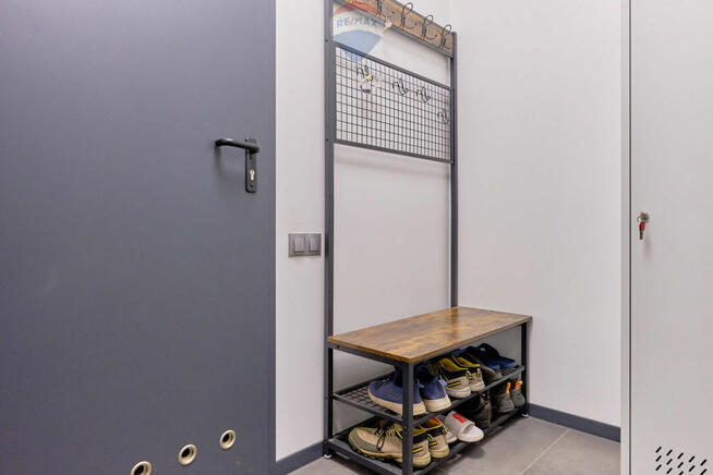 Magazyn-usługi-fotowoltaika na starych zasadach