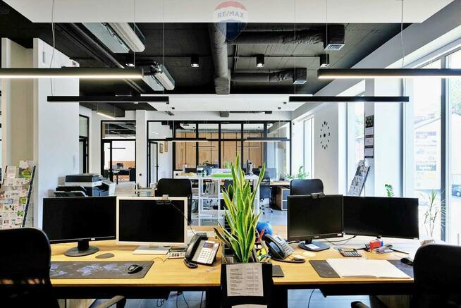 LUKSUSOWE biura, magazyn, usługi