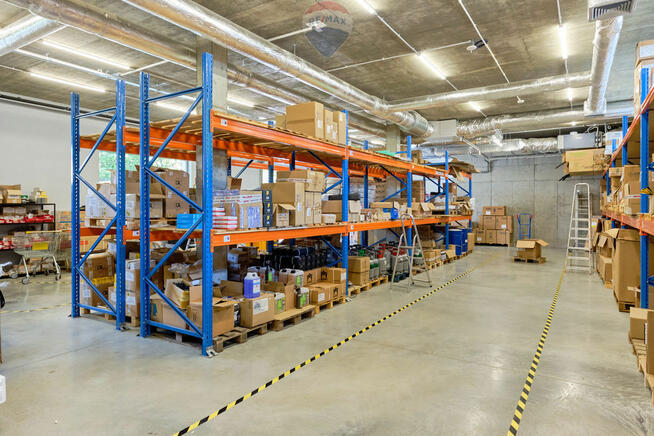 LUKSUSOWE biura, magazyn, usługi