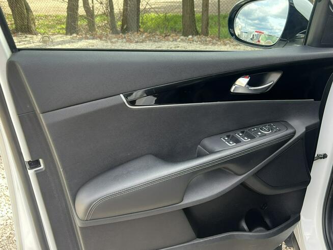 Kia Sorento 2.0 CRDI L ! 4x4! Salon Polska ! I właściciel! Serwis ASO! 7 os.!