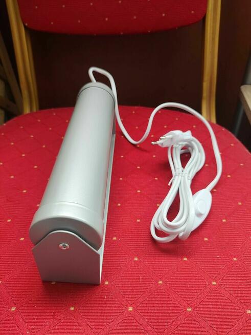 Lampa Ścienna Srebrna Eglo Kinkiet Lampka nad Lustro Obraz