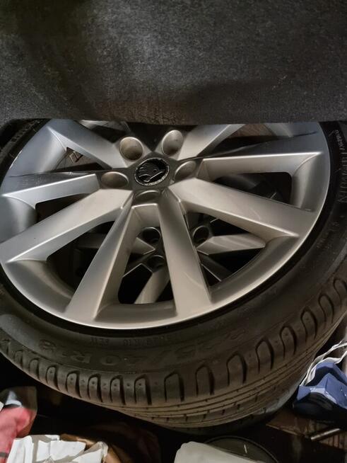 komplet koła 18 oryginał octavia 3
