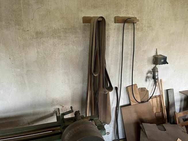 Syndyk sprzeda - wyposażenie zakładu stolarskiego - 40%