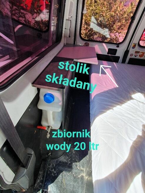 Sprzedam samochód turystyczny Peugeot Boxer 2,5 TD