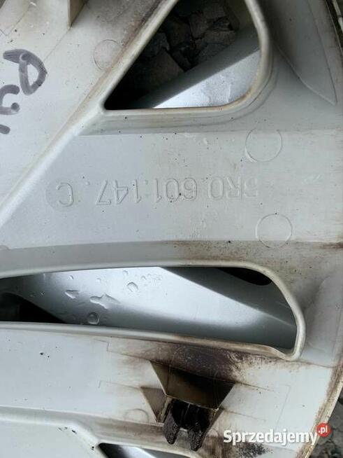 Kołpaki oe komplet VW 6r0601147