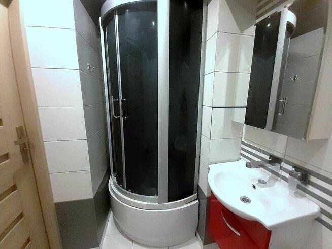 Ładny jasny pokój w centrum. Dla dziewczyny. Narutowicza 14