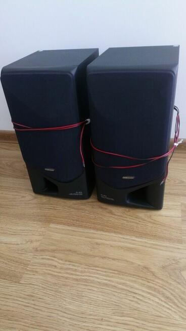 Radio z dwoma oddzielnym głośnikami Samsung