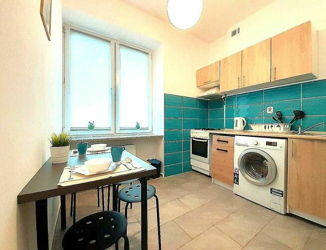 Komfortowy pokój dla dziewczyny. Lotnicza4. Blisko WSEI WSPA