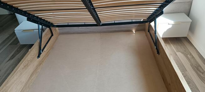 Okazja! Łóżko dębowe 160x200 cm podnoszone z pojemnikiem