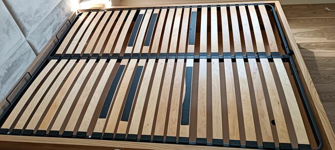 Okazja! Łóżko dębowe 160x200 cm podnoszone z pojemnikiem