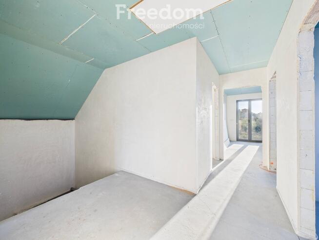 Jasny nowoczesny dom z garażem pod Krakowem