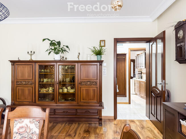 Komfortowe mieszkanie w zabytkowej kamienicy