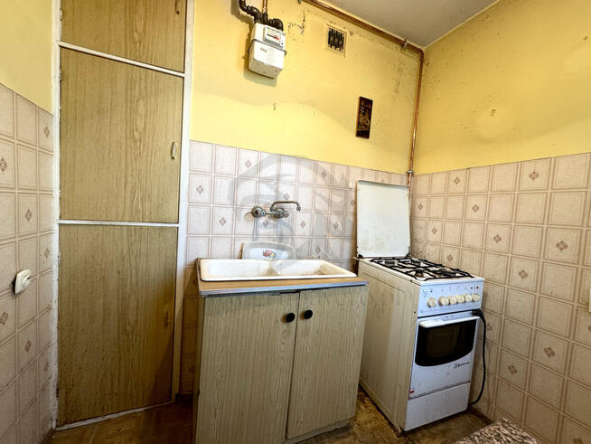 36,74m , 2 pokoje, Do Remontu, 6500 z metra