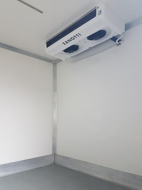 Renault Master CHŁODNIA AGREGAT 6EP IZOTERMA 3,32x2,11x2,00 KLIMA DMC 3500 KG