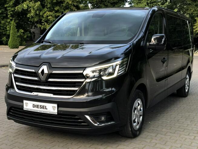 Renault Trafic III LIFT LONG 2022r 8 osób 2.0 dCi 150KM Navi Kamera Tempomat Długi