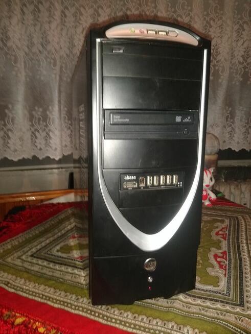Komputer stacjonarny, 100 zł.
