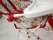 Krzesełko do karienia