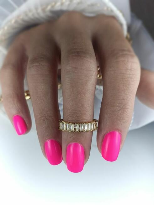 Stylizacja paznokci/paznokcie żelowe /manicure hybrydowy /fr