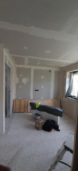 Malowanie, tapetowanie, układaniepłytek, demontaż