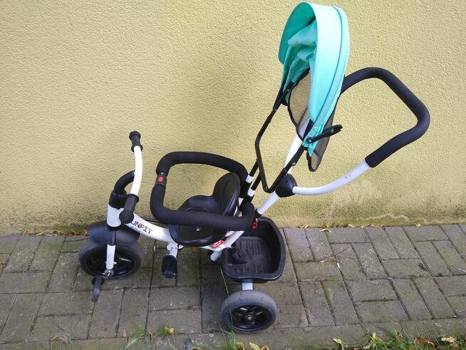 Dziecinny rowerek trójkołowy, 30 zł.