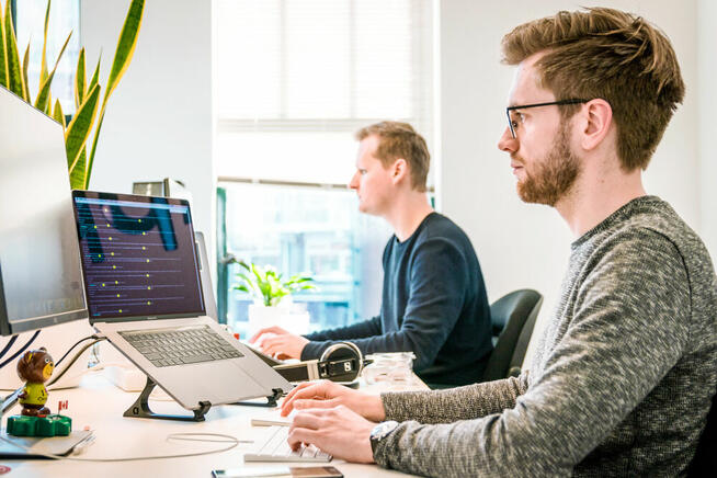 Pomoc Informatyczna – Dla Firm i Osób Prywatnych