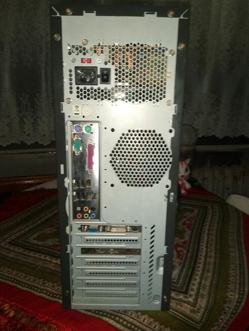 Komputer stacjonarny z Linux, 150 zł.