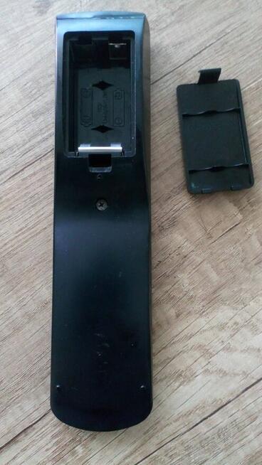 Radio z dwoma oddzielnym głośnikami Samsung