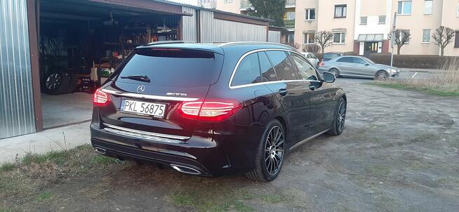 Sprzedam Mercedesa W205 w pakiecie AMG C220d o mocy 220k.