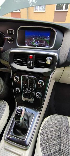 Volvo V40Lift, Garażowany, Przegląd i ub.do 2026 Harman Kardon