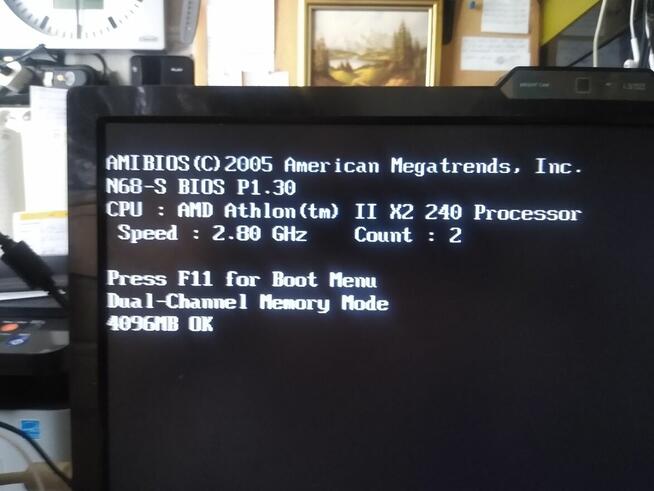 Komputer stacjonarny, 100 zł.