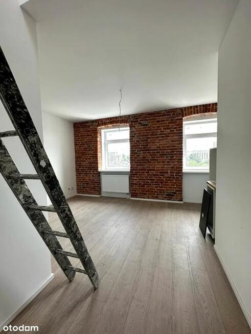 Unikat! Dwupoziomowe 40 m², centrum Łodzi, kamienica po rewi