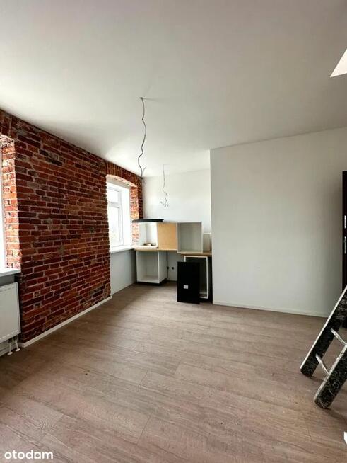 Unikat! Dwupoziomowe 40 m², centrum Łodzi, kamienica po rewi