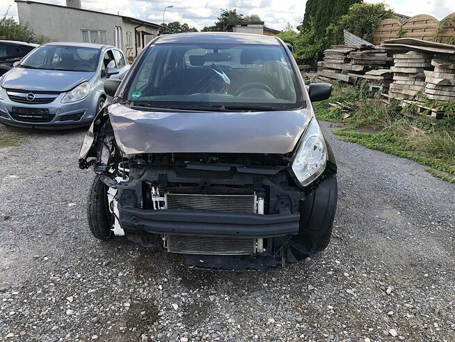 Kia Venga 1.4 benzyna MPI 90KM Klima Uszkodzony Uszkodzona