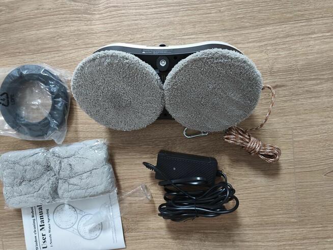 Robot do mycia okien